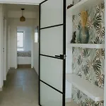 Sunhouse 6 Apartment